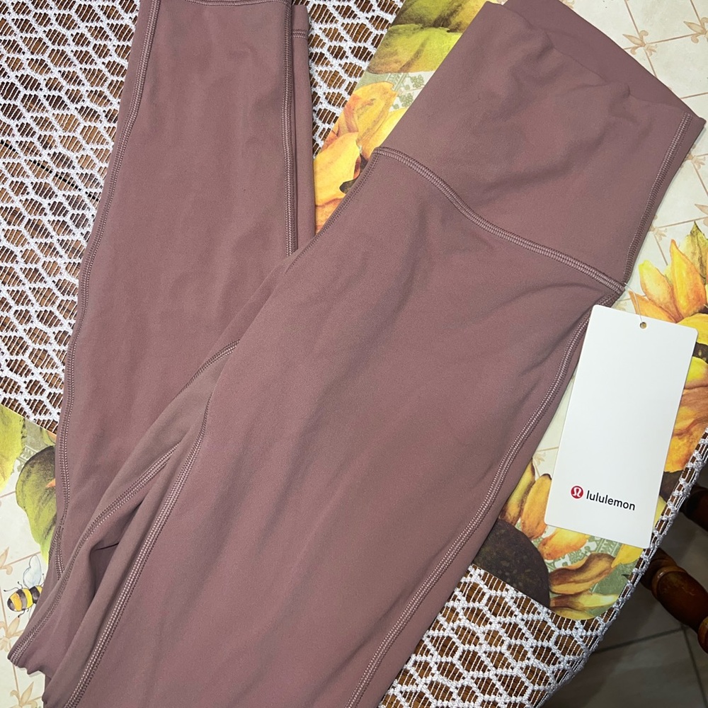Lululemon leggings
